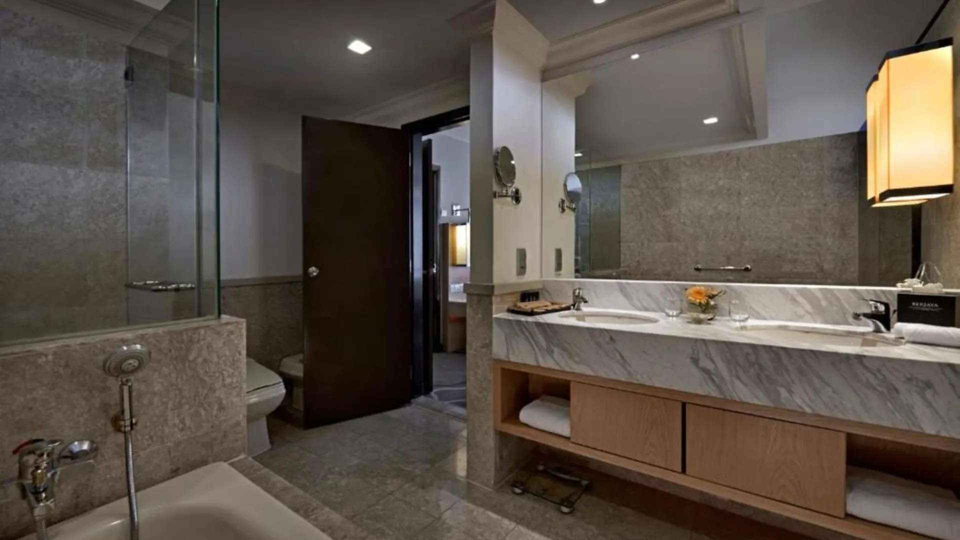 Aparthotel Rainbow Suites Times Square Kuala Lumpur
