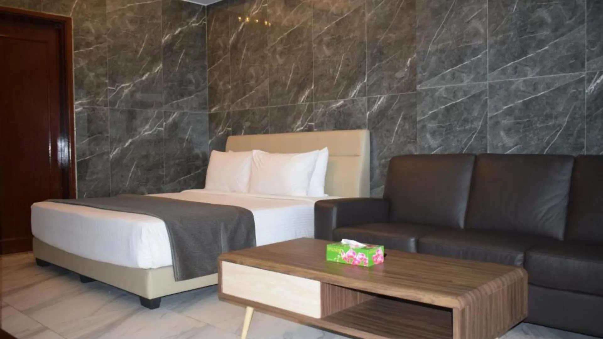 Rainbow Suites Times Square クアラルンプール アパートホテル